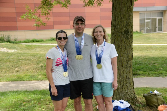 Erynn Doug and Terri Medals3